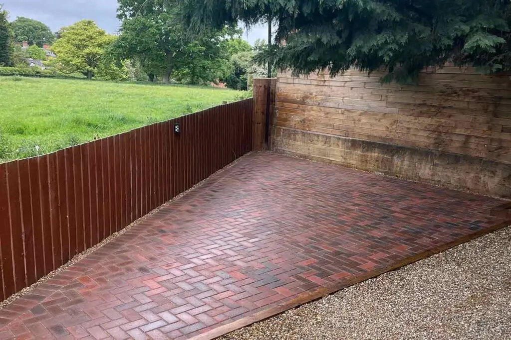 Brickweave — W Noble Paving